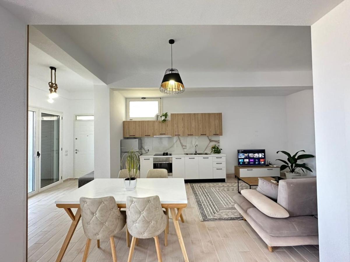 公寓 Perla Luxury - Private Patio & Parking