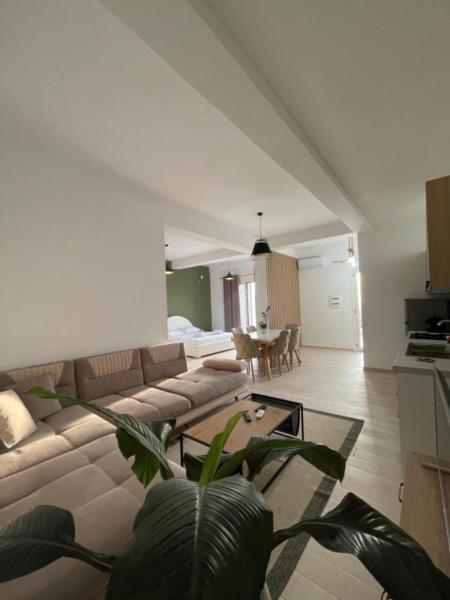 Perla Luxury - Private Patio & Parking 公寓 *