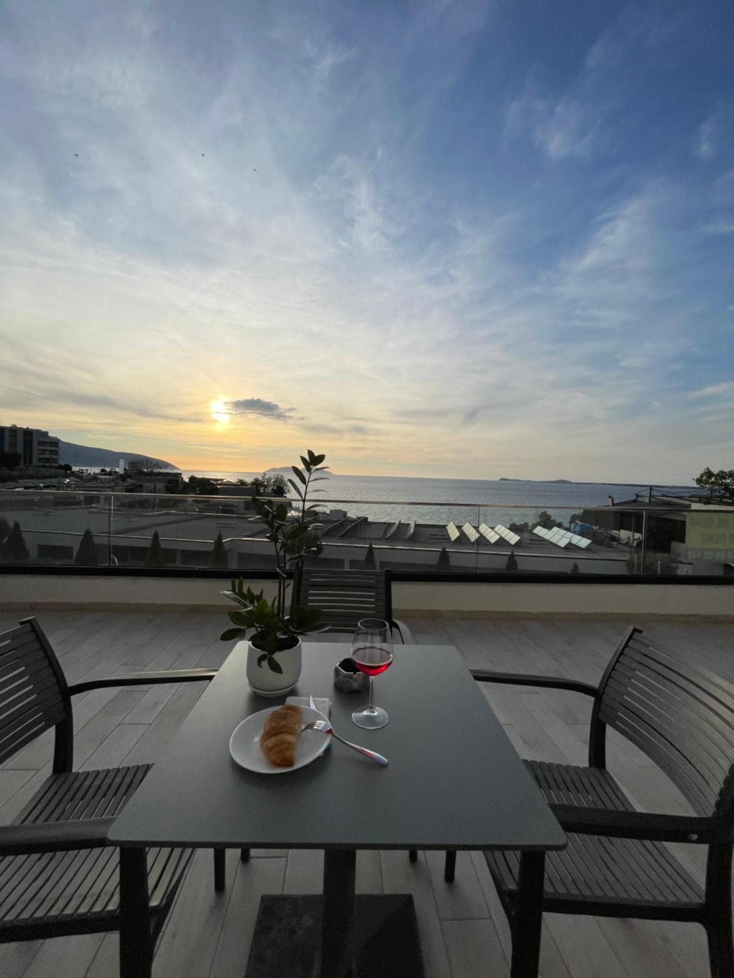 Perla Luxury - Private Patio & Parking 公寓