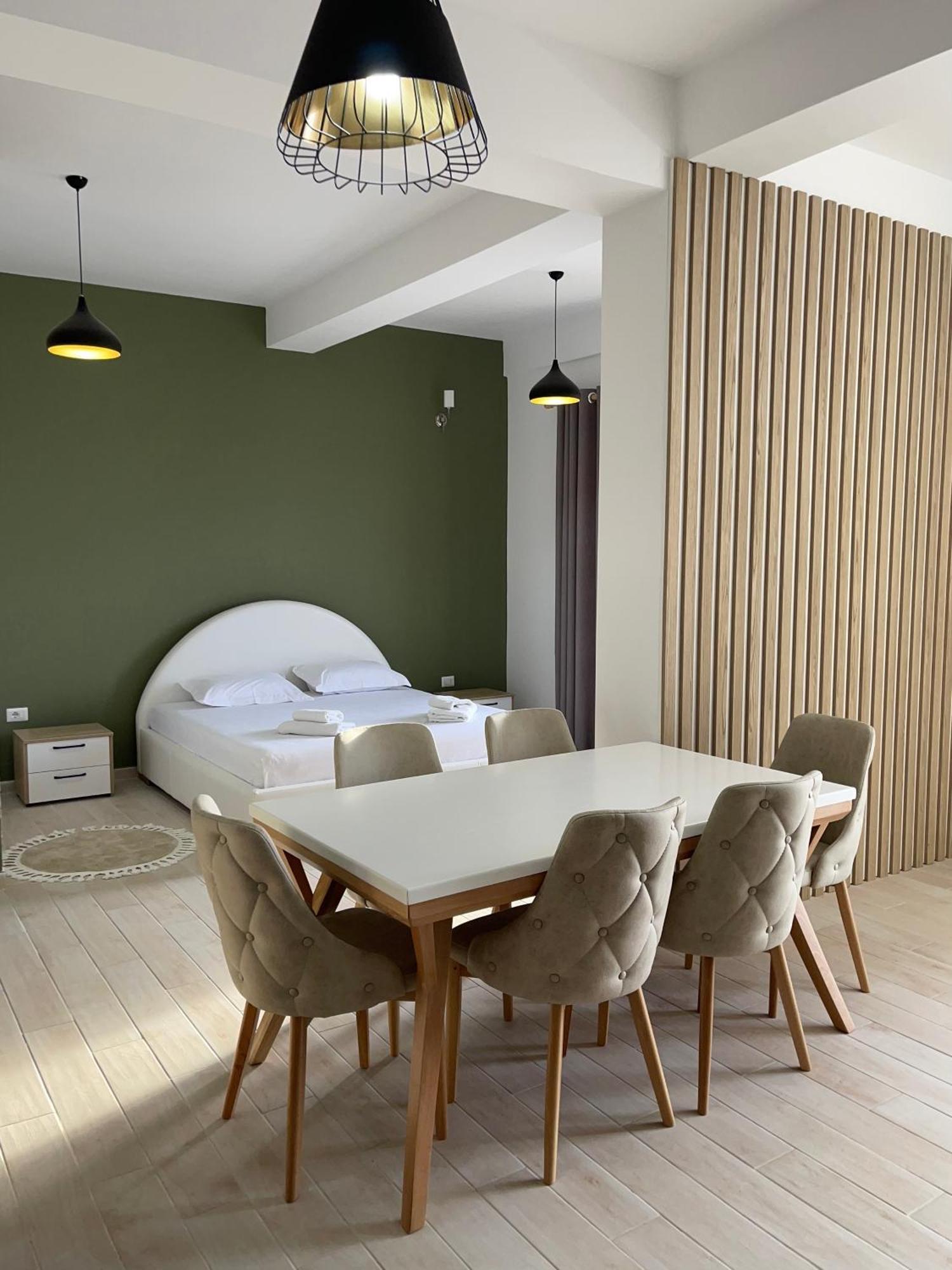 公寓 Perla Luxury - Private Patio & Parking